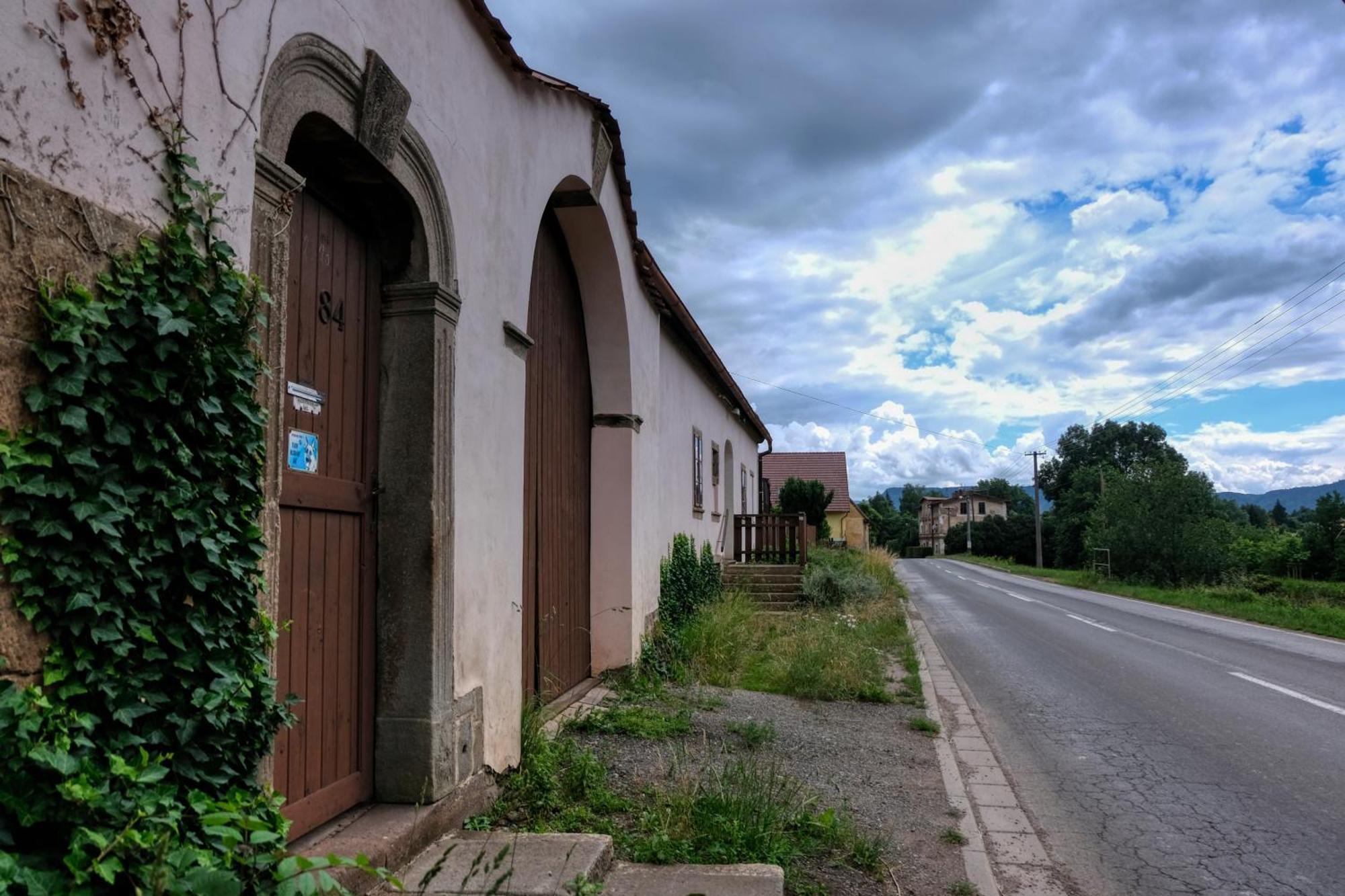 Apartmany V Broumovskem Statku Luaran gambar